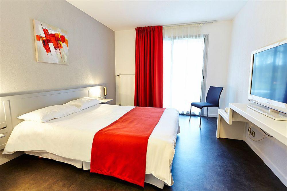 Hotel Du Golf Saint-Laurent Ploemel Kültér fotó